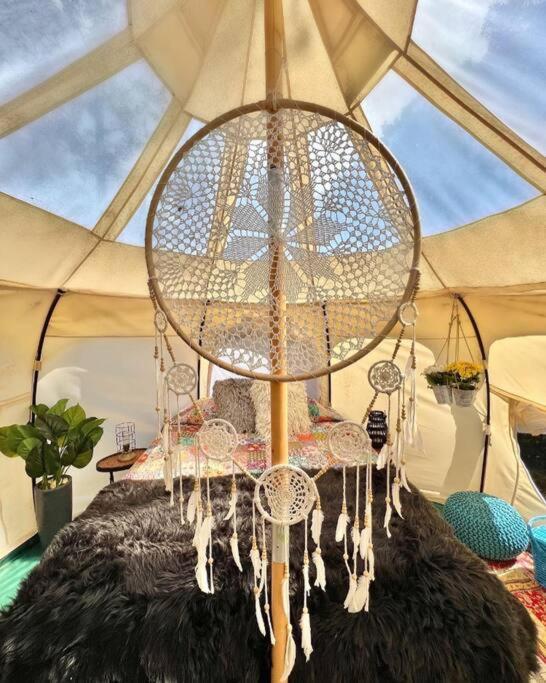 Rogersville The Pisces-A Stargazing, Luxury Glamping Tent מראה חיצוני תמונה