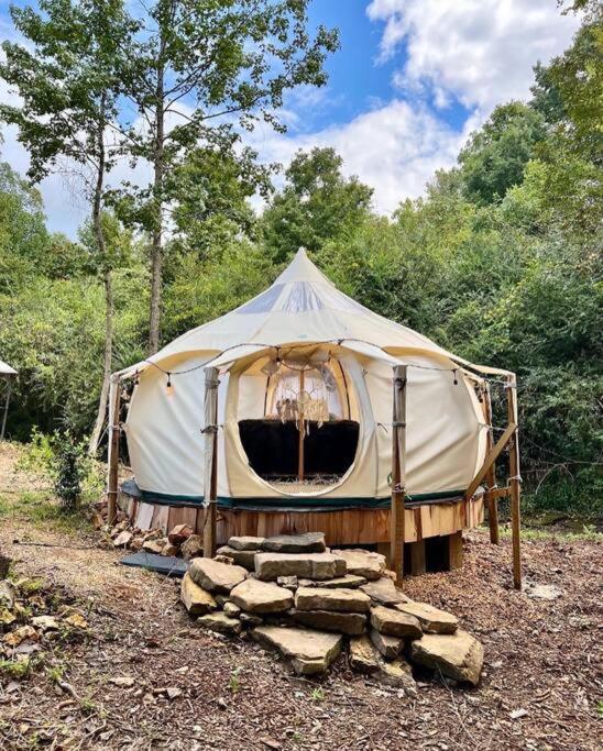 Rogersville The Pisces-A Stargazing, Luxury Glamping Tent מראה חיצוני תמונה