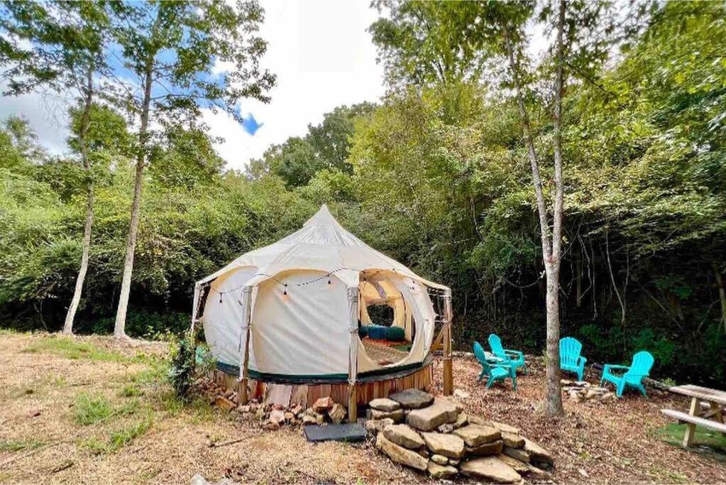Rogersville The Pisces-A Stargazing, Luxury Glamping Tent מראה חיצוני תמונה