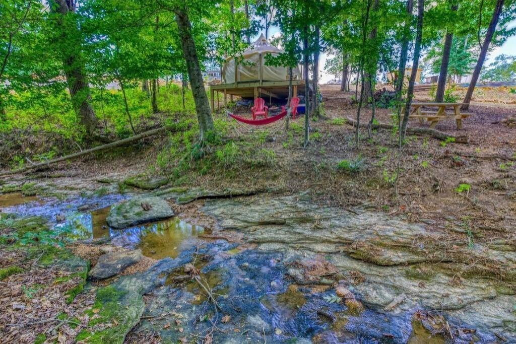 Rogersville The Pisces-A Stargazing, Luxury Glamping Tent מראה חיצוני תמונה