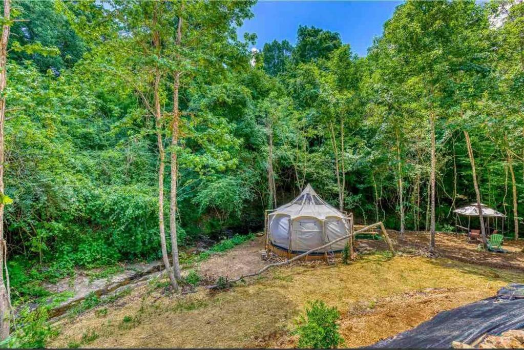 Rogersville The Pisces-A Stargazing, Luxury Glamping Tent מראה חיצוני תמונה