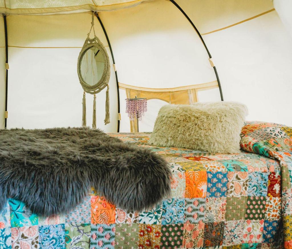 Rogersville The Pisces-A Stargazing, Luxury Glamping Tent מראה חיצוני תמונה